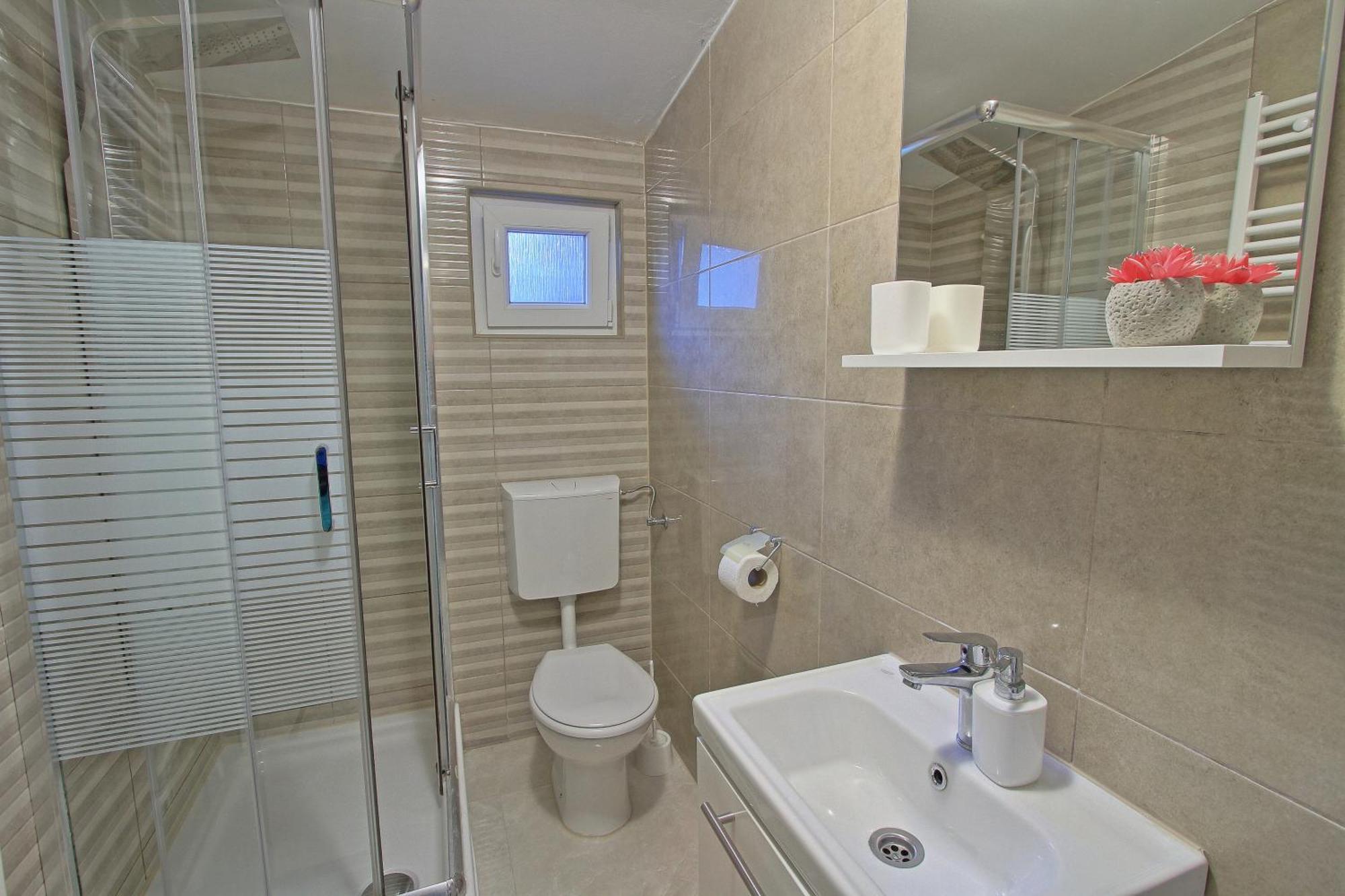 Guesthouse L&K Brinje 외부 사진